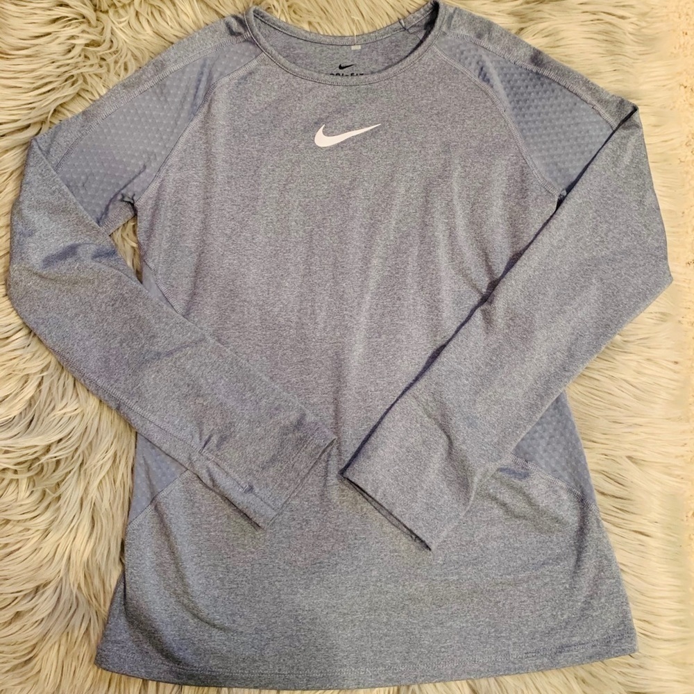 𝅺KIDS Nike shirt